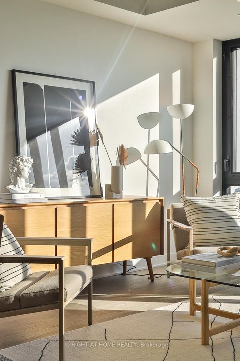 Photo 11 at 607 - 2720 Dundas Street W, Junction Area, Toronto