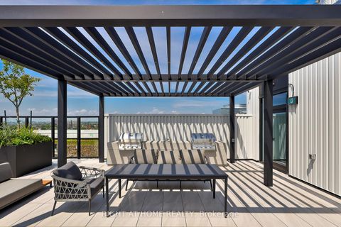 Photo 25 at 607 - 2720 Dundas Street W, Junction Area, Toronto