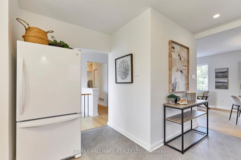 Photo 10 at 194 Sloane Avenue, Victoria Village, Toronto