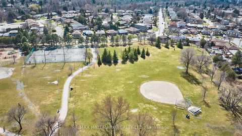 Photo 33 at 194 Sloane Avenue, Victoria Village, Toronto