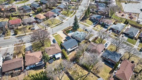 Photo 34 at 194 Sloane Avenue, Victoria Village, Toronto