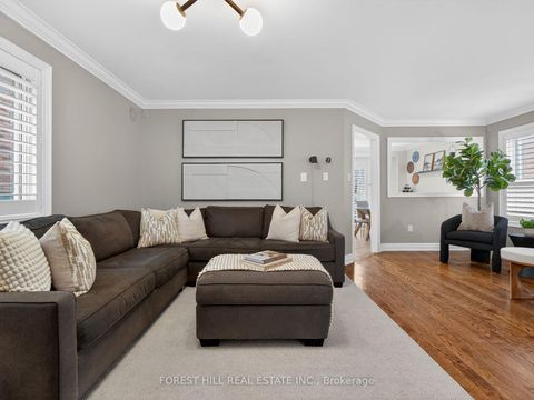 Photo 5 at 11 Bestview Crescent, Rural Vaughan, Vaughan