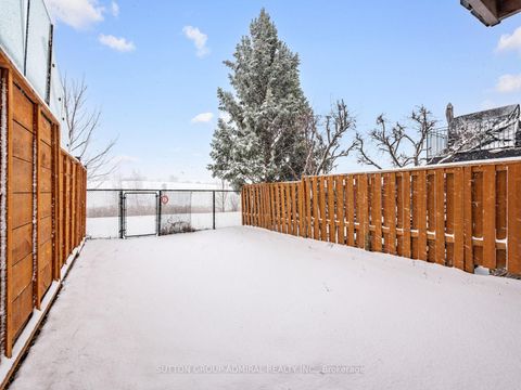 Photo 25 at 81 Parktree Drive, Maple, Vaughan