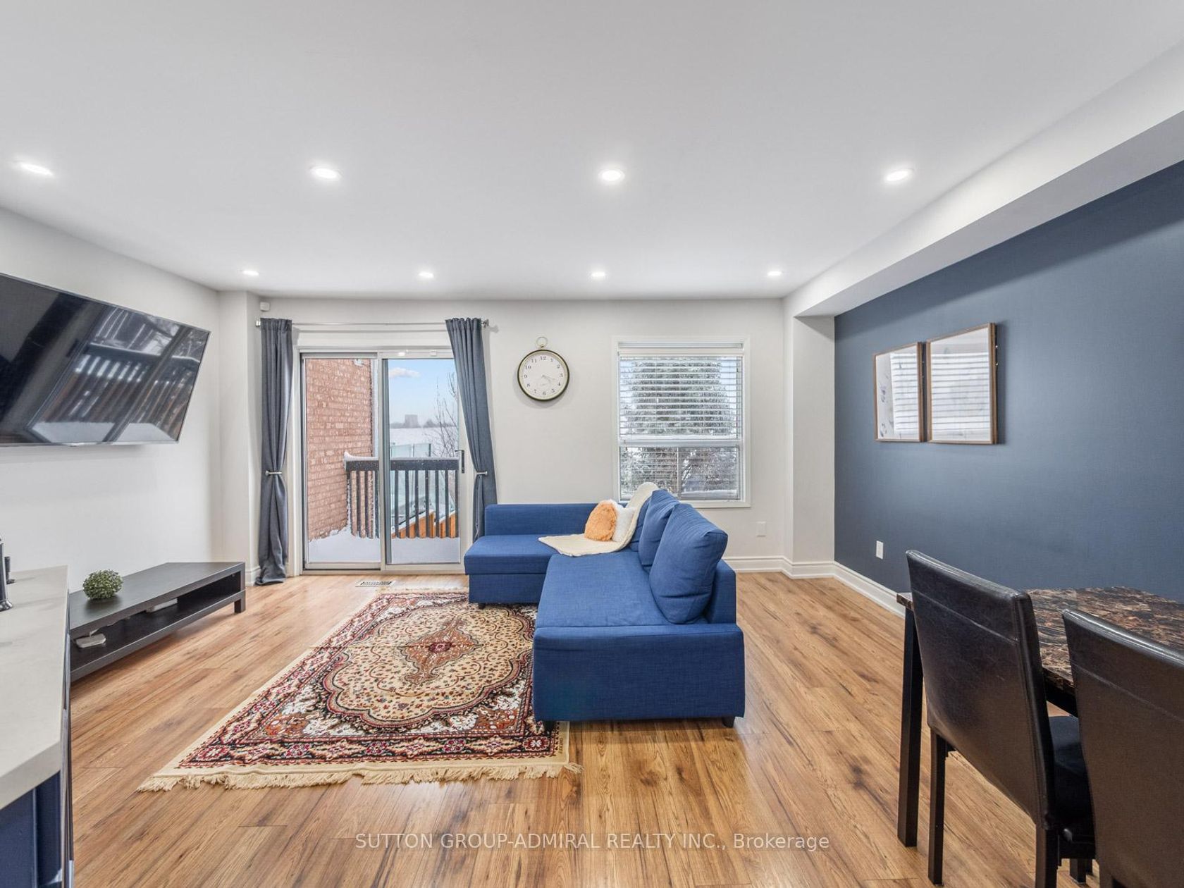 81 Parktree Drive, Maple, Vaughan photo number 2