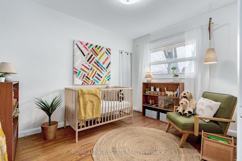 Photo 21 at 11 Garrick Road, Cliffcrest, Toronto