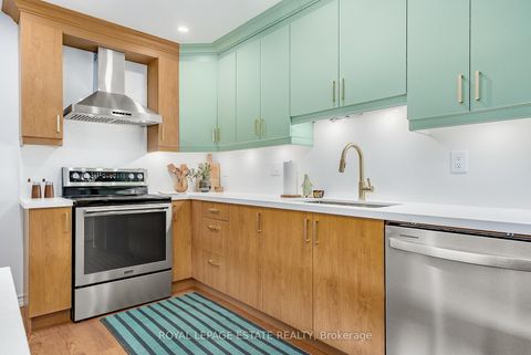 Photo 29 at 11 Garrick Road, Cliffcrest, Toronto