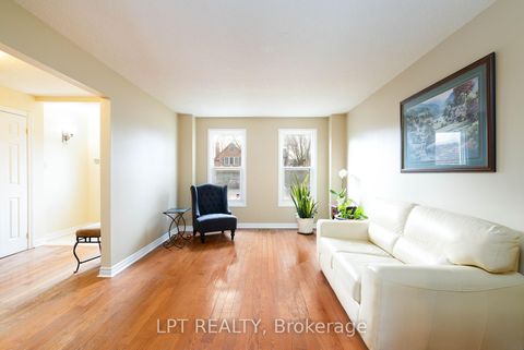 Photo 4 at 54 Meyer Circle, Markham Village, Markham