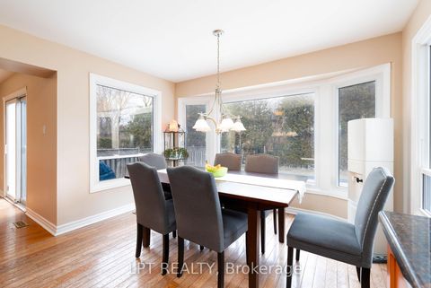 Photo 9 at 54 Meyer Circle, Markham Village, Markham