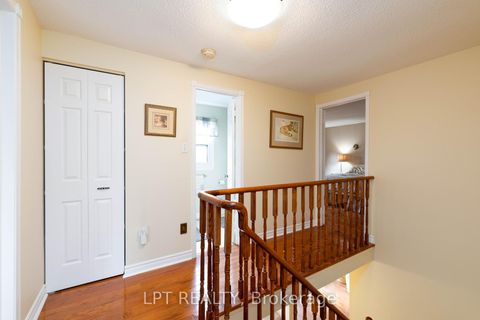 Photo 13 at 54 Meyer Circle, Markham Village, Markham