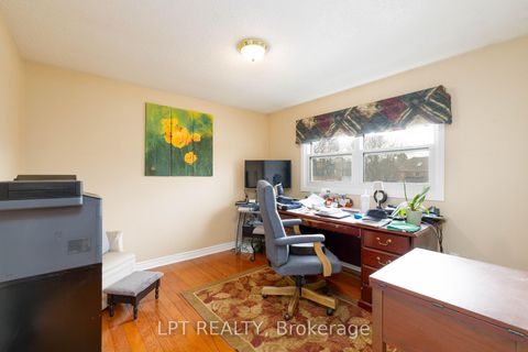 Photo 21 at 54 Meyer Circle, Markham Village, Markham