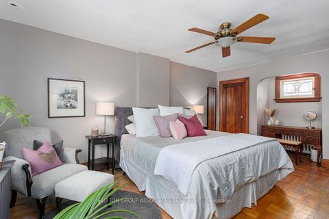 Photo 25 at 50 Thornhill Avenue, Lambton Baby Point, Toronto