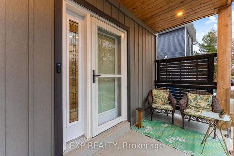 Photo 5 at 12 Frankfort Grove, Sutton & Jackson's Point, Georgina