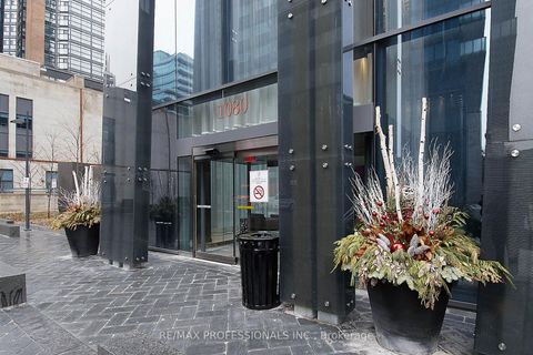 Photo 11 at 708 - 1080 Bay Street, Bay Street Corridor, Toronto