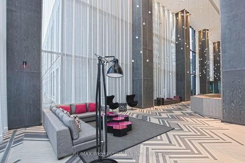 Photo 12 at 708 - 1080 Bay Street, Bay Street Corridor, Toronto