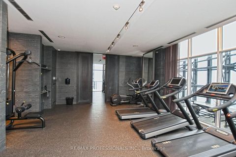 Photo 13 at 708 - 1080 Bay Street, Bay Street Corridor, Toronto