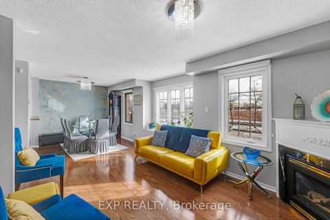 Photo 5 at 45 Sandlewood Court, Bayview Wellington, Aurora