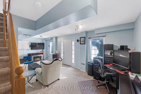 Photo 30 at 45 Sandlewood Court, Bayview Wellington, Aurora