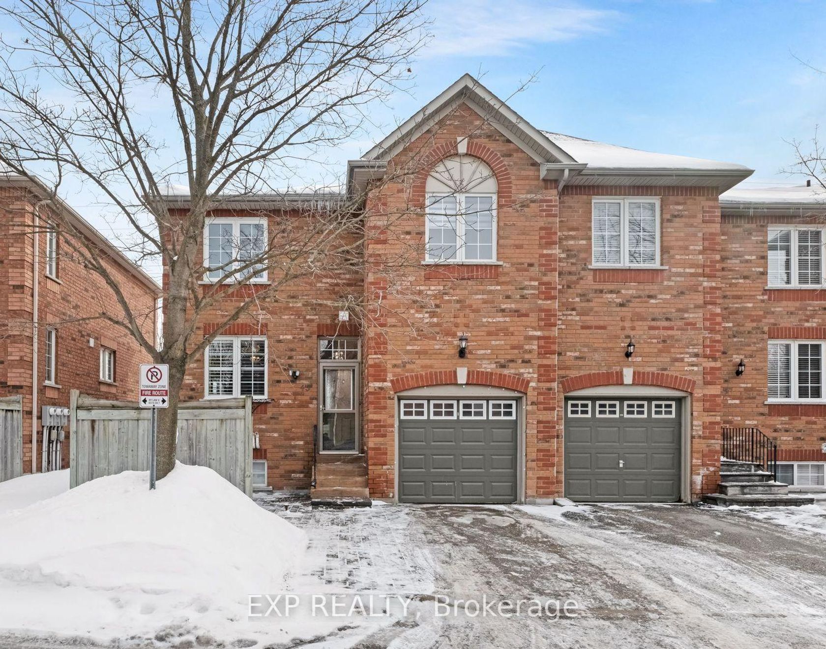 45 Sandlewood Court, Bayview Wellington, Aurora photo number 2