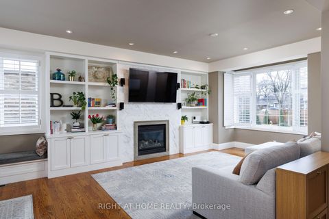 Photo 1 at 3 Dunning Crescent, Alderwood, Toronto