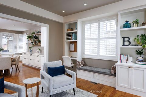 Photo 5 at 3 Dunning Crescent, Alderwood, Toronto