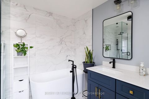 Photo 9 at 3 Dunning Crescent, Alderwood, Toronto