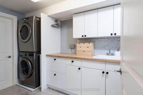 Photo 16 at 3 Dunning Crescent, Alderwood, Toronto