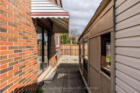 Photo 4 at 45 Chartwell Road, Queensway, Toronto