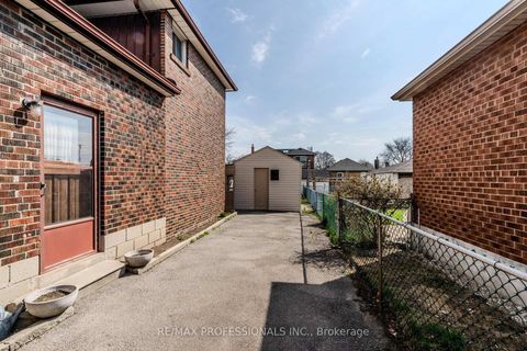 Photo 6 at 45 Chartwell Road, Queensway, Toronto