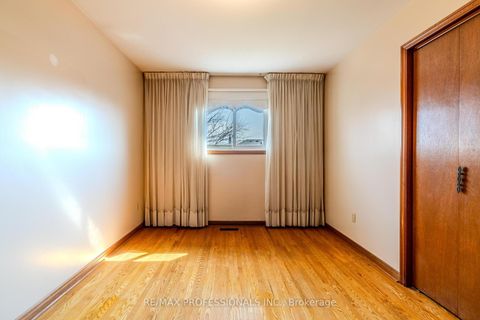 Photo 9 at 45 Chartwell Road, Queensway, Toronto