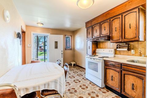 Photo 10 at 45 Chartwell Road, Queensway, Toronto