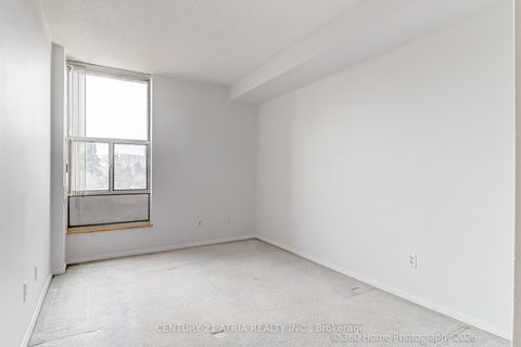 Photo 10 at 513 - 20 Fashion Roseway Row, Willowdale East, Toronto