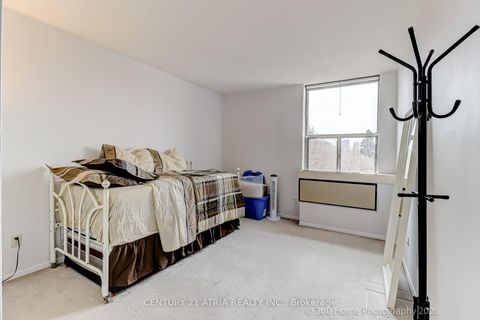 Photo 12 at 513 - 20 Fashion Roseway Row, Willowdale East, Toronto