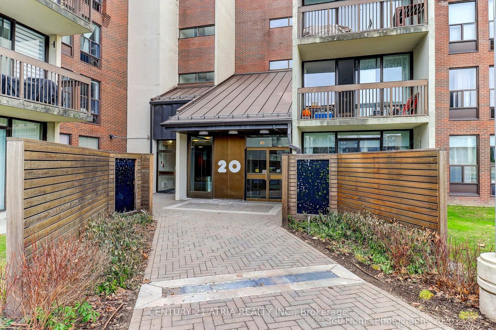 513 - 20 Fashion Roseway Row, Willowdale East, Toronto photo number 2