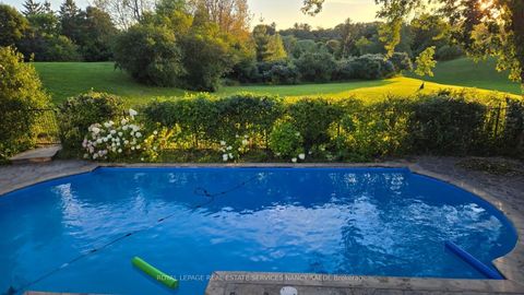 Photo 31 at 6 Penwood Crescent S, Don Mills, Toronto