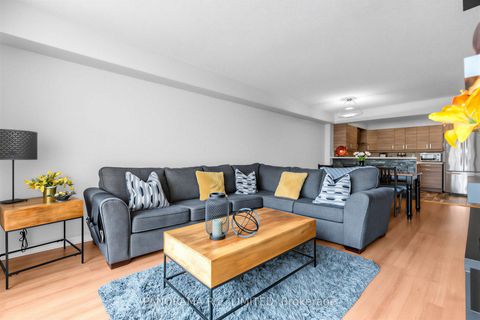 Photo 2 at 504 - 309 Major Mackenzie Drive E, Harding, Richmond Hill