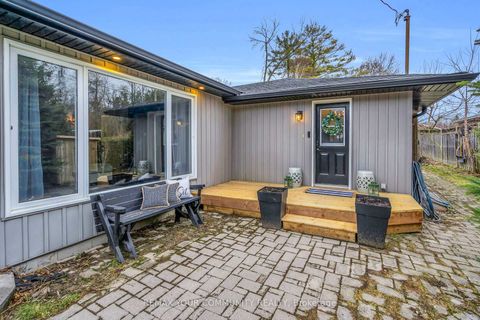 Photo 3 at 69 Sandra Drive, Sutton & Jackson's Point, Georgina