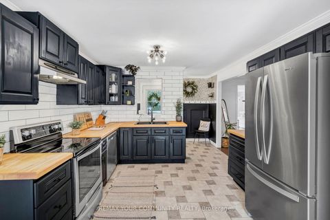 Photo 8 at 69 Sandra Drive, Sutton & Jackson's Point, Georgina