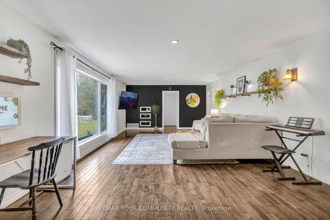 Photo 14 at 69 Sandra Drive, Sutton & Jackson's Point, Georgina