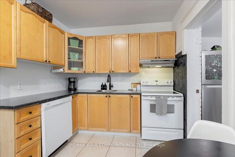 Photo 12 at 917 Broadview Avenue, Danforth, Toronto