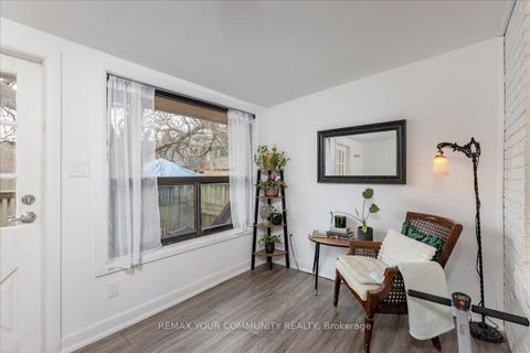 Photo 13 at 917 Broadview Avenue, Danforth, Toronto