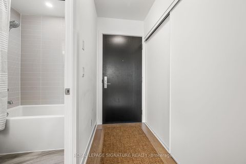 Photo 2 at 410 - 181 Bedford Road, Annex, Toronto