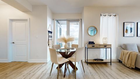 Photo 10 at 207 - 9600 Yonge Street, North Richvale, Richmond Hill