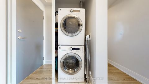 Photo 15 at 207 - 9600 Yonge Street, North Richvale, Richmond Hill