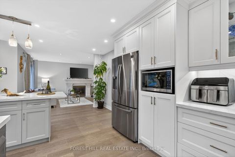 Photo 10 at 15 Toporowski Avenue, Rouge Woods, Richmond Hill