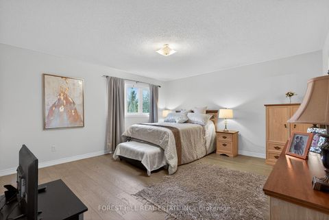 Photo 27 at 15 Toporowski Avenue, Rouge Woods, Richmond Hill