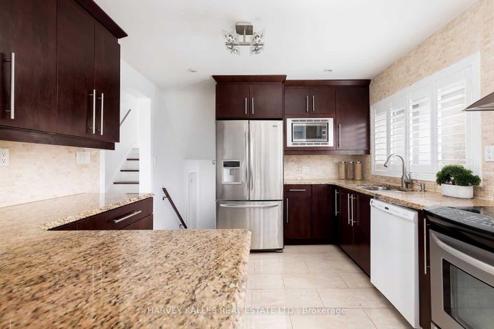 Photo 10 at 48 Bunty Lane, Bayview Village, Toronto