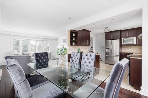 Photo 7 at 48 Bunty Lane, Bayview Village, Toronto