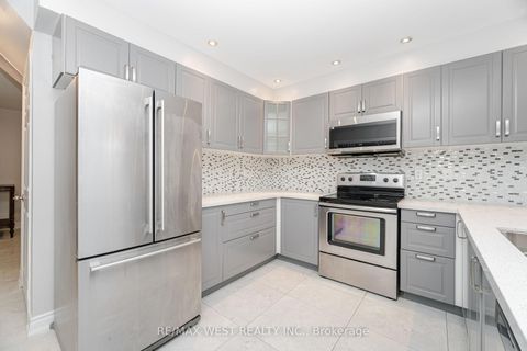 Photo 17 at 86 Dina Road, Maple, Vaughan