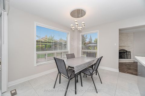 Photo 20 at 86 Dina Road, Maple, Vaughan