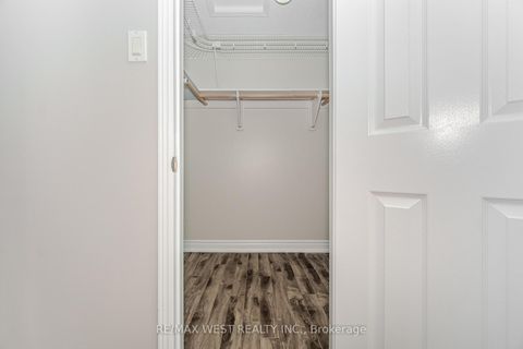 Photo 35 at 86 Dina Road, Maple, Vaughan